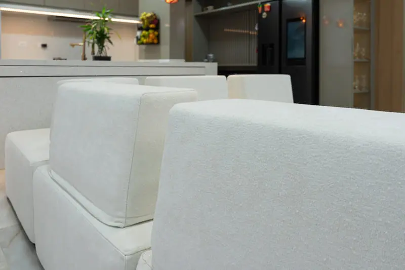 sofamodular-keiko-mov-5lugares-branco-detalhes